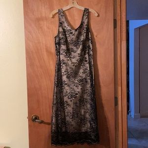 Studio Connection Vintage Black and gold lace dress (mlb)